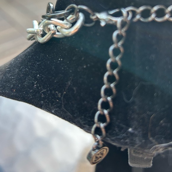 NWOT Beautiful Silver and Black Multi-Layer Necklace 12” Length - Picture 3 of 3